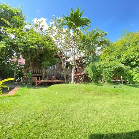 Vimean Sovannaphoum Resort Battambang Bagian luar foto