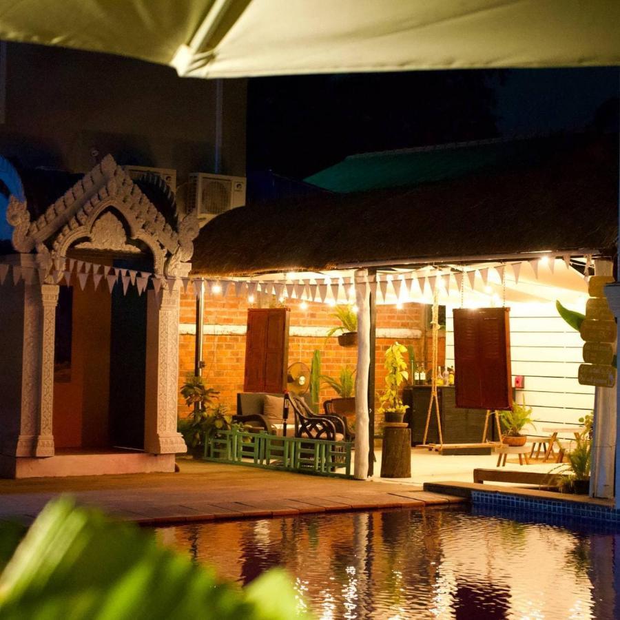 Vimean Sovannaphoum Resort Battambang Bagian luar foto