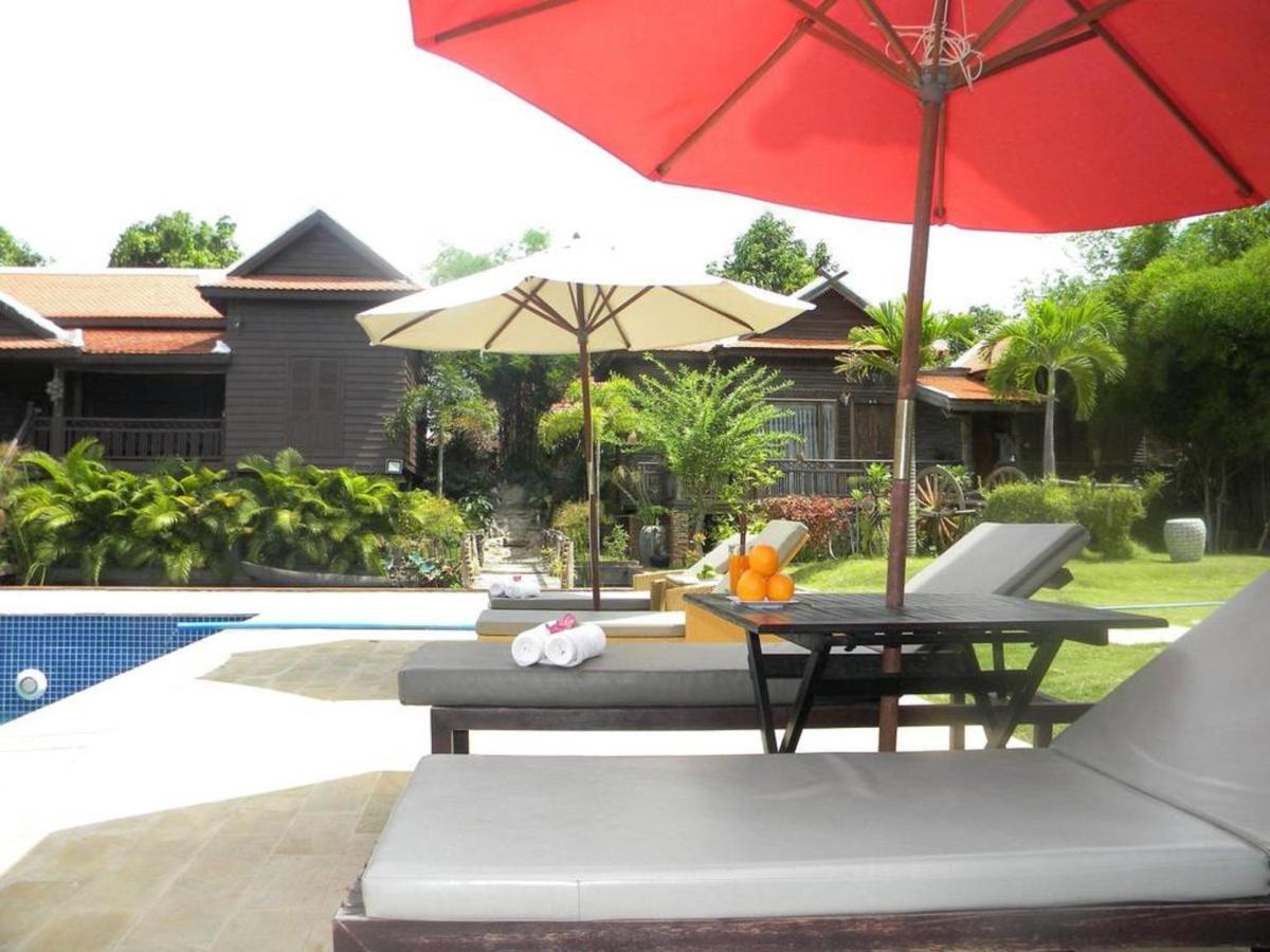 Vimean Sovannaphoum Resort Battambang Bagian luar foto