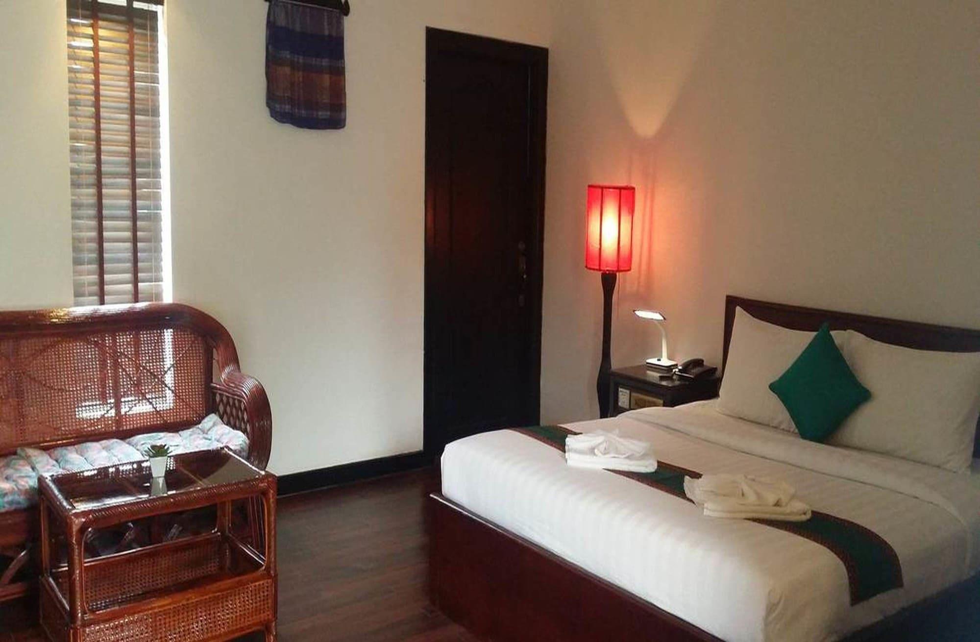 Vimean Sovannaphoum Resort Battambang Bagian luar foto