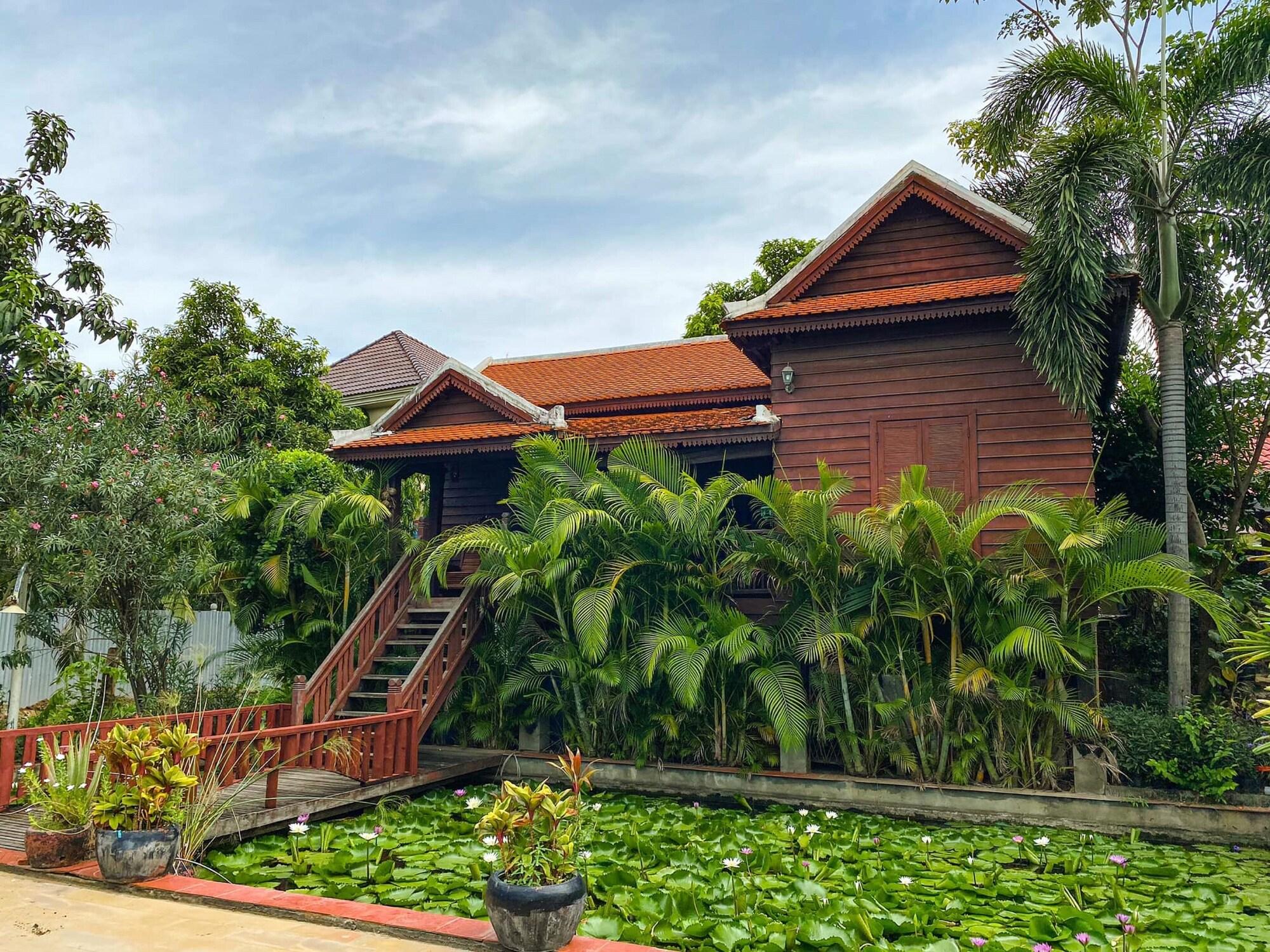 Vimean Sovannaphoum Resort Battambang Bagian luar foto
