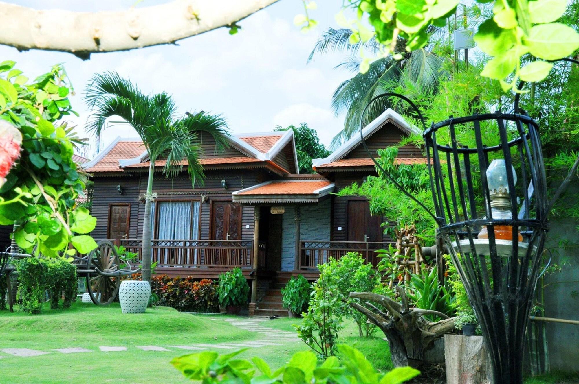 Vimean Sovannaphoum Resort Battambang Bagian luar foto