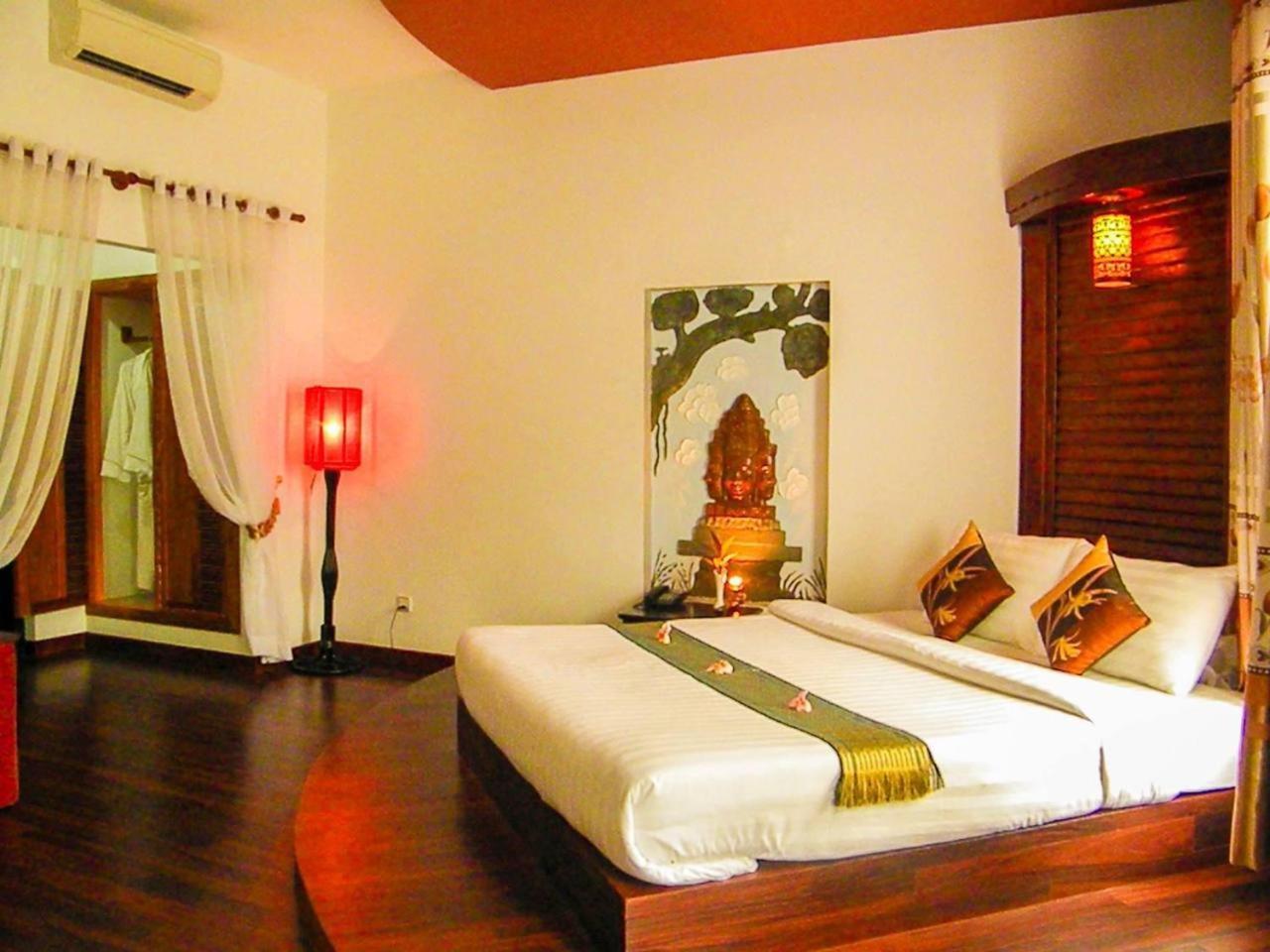 Vimean Sovannaphoum Resort Battambang Bagian luar foto