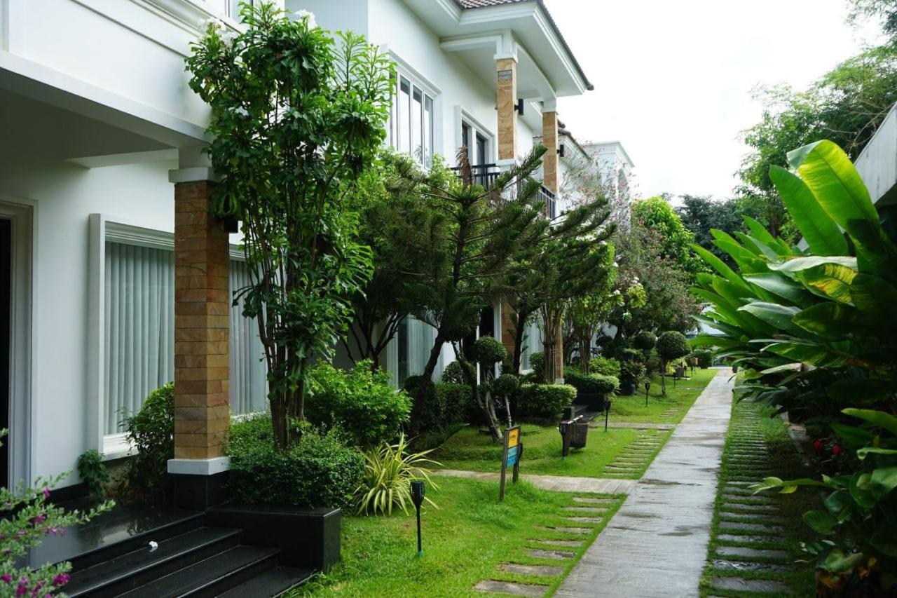 Vimean Sovannaphoum Resort Battambang Bagian luar foto