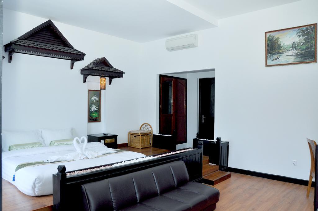 Vimean Sovannaphoum Resort Battambang Bagian luar foto