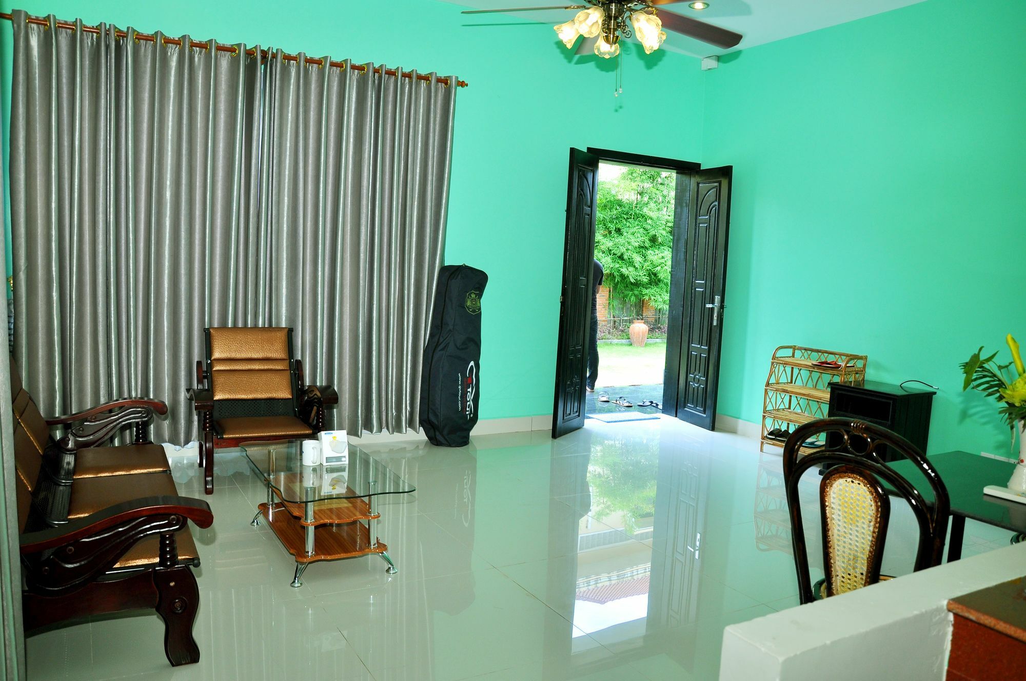 Vimean Sovannaphoum Resort Battambang Bagian luar foto